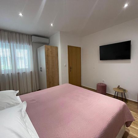 Apartmani Roko Башка-Вода Экстерьер фото