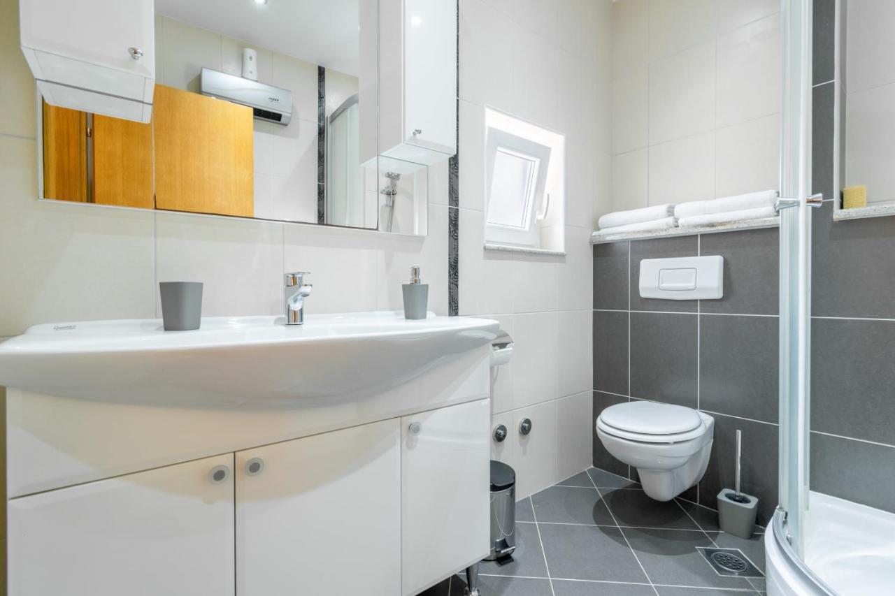 Apartmani Roko Башка-Вода Экстерьер фото